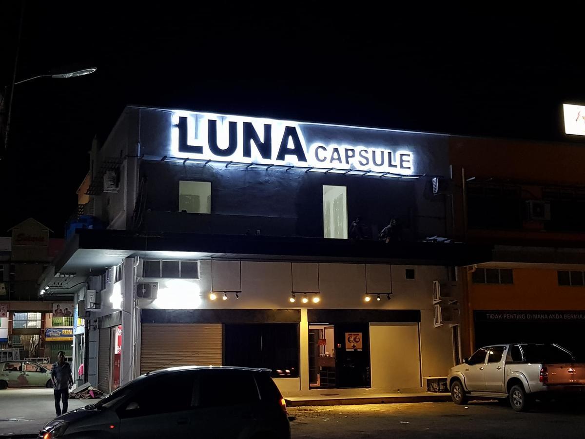 Luna Capsule Семпорна Экстерьер фото